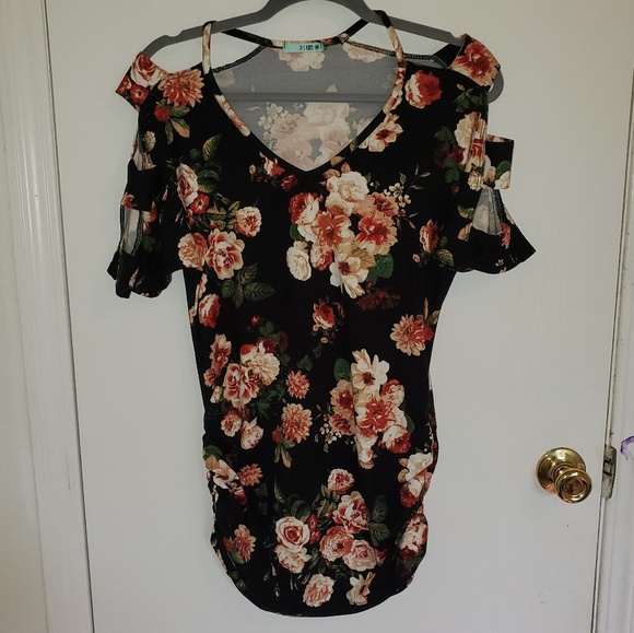 P.S. KATE Tops - P.S. KATE short sleeve top